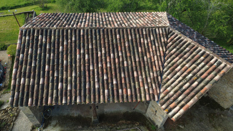 Toiture avant nettoyage